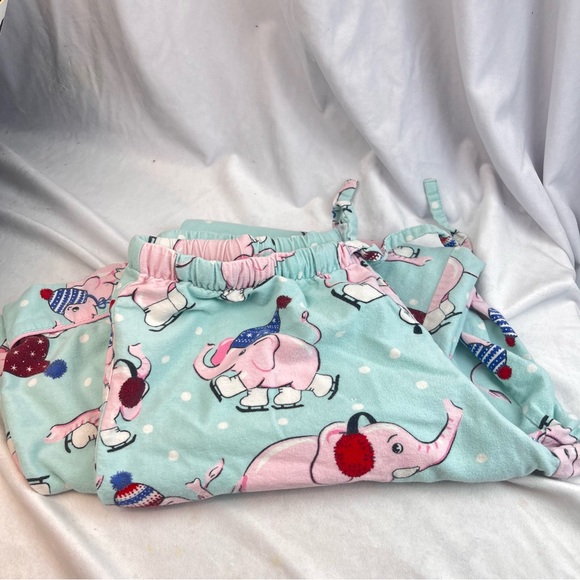 Nick And Nora Flannel Pajama Set Pink Elephant Skates Top And Bottom Womens Sz S - Picture 15 of 16